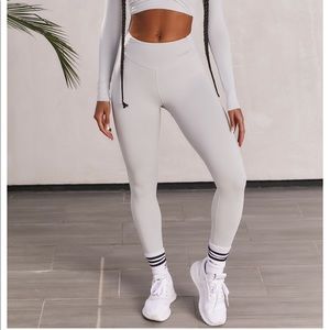 Oh Polly bo+tee leggings